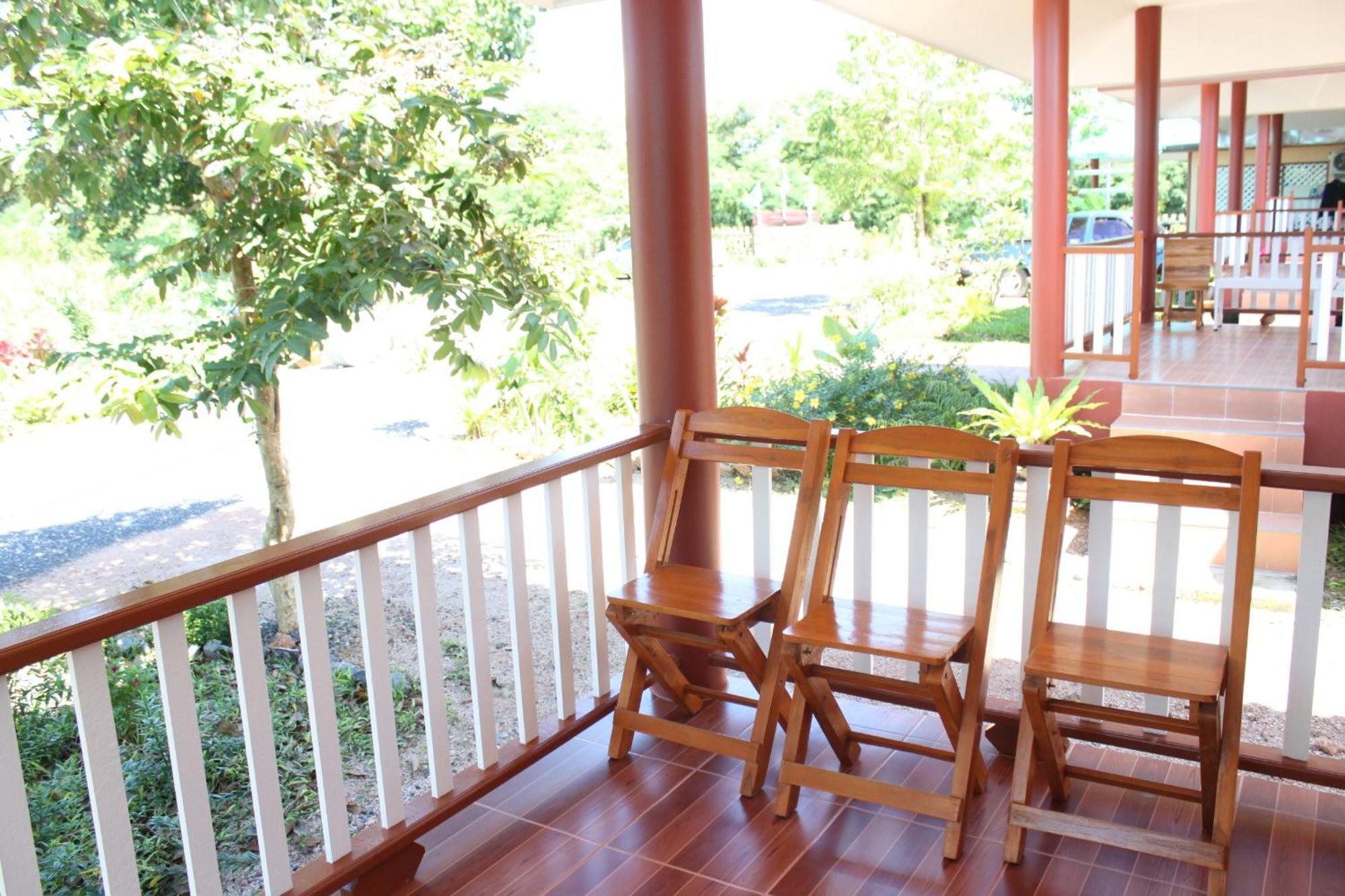 Lam-Tong Resort Don Sak Exterior photo